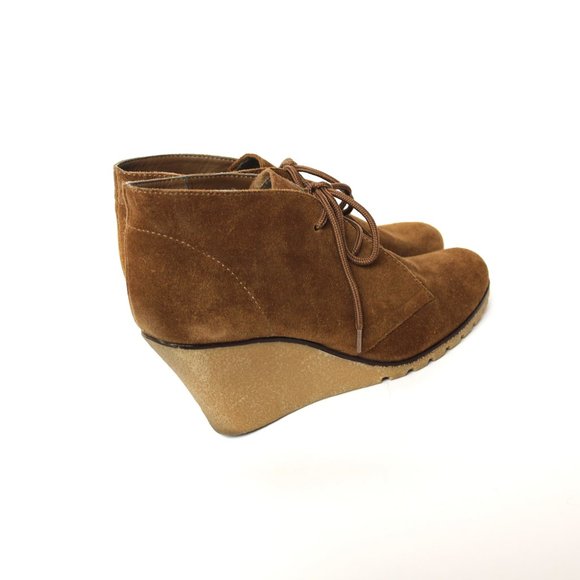 Brown Suede Wedge Ankle Boots Size 7.5 EUC - Picture 2 of 9